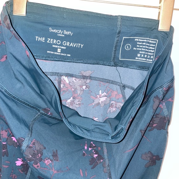 Sweaty Betty Large Cropped Zero Gravity Leggings - Picture 7 of 7